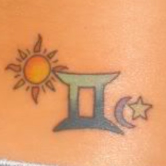 Meet your Posher, Lisa - Picture 1 of 1